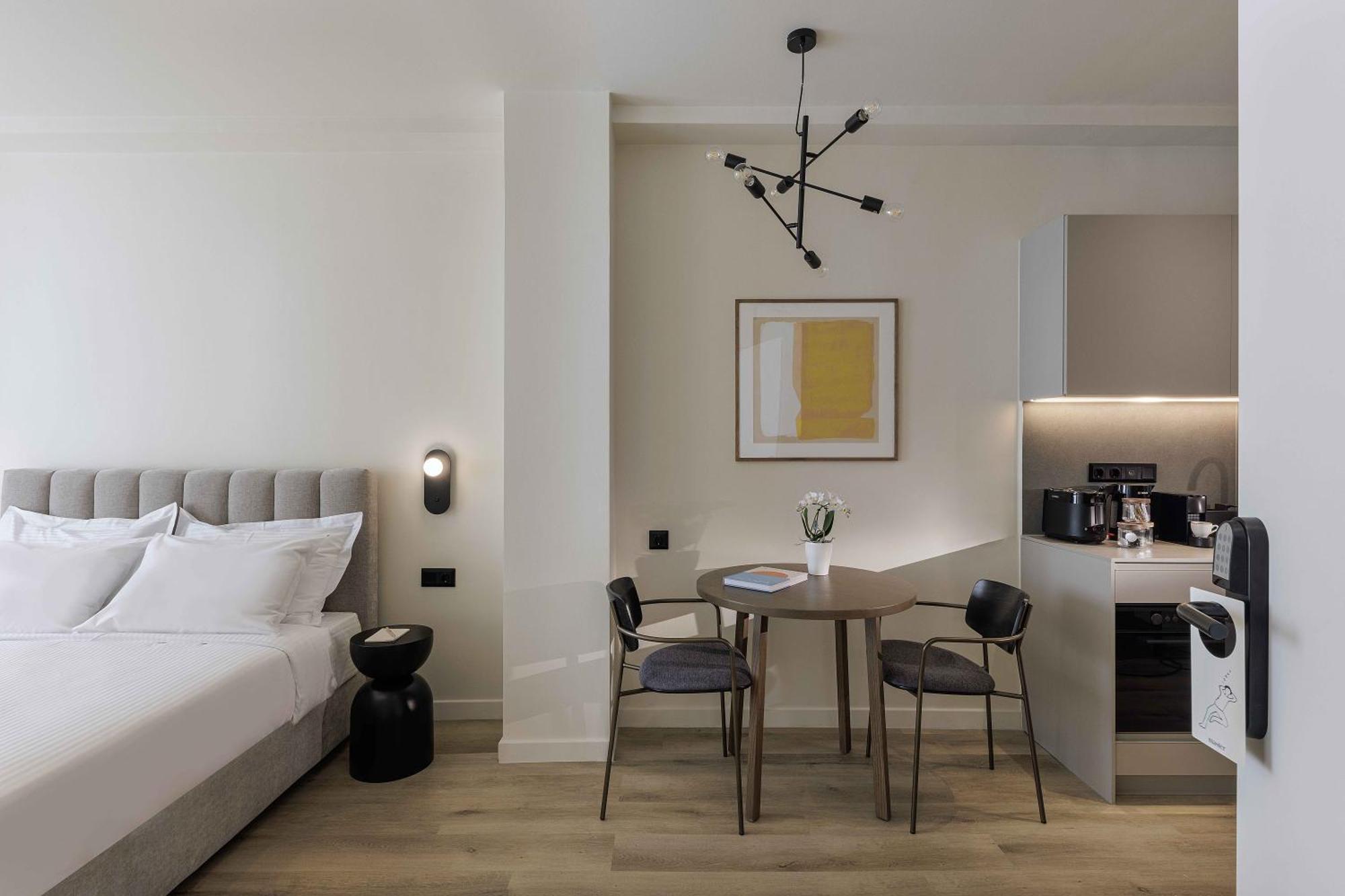 Master Plaka Apartment Athens Exterior photo